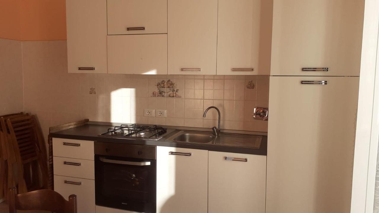 I Cognati Apartment Montalto Ligure Екстериор снимка